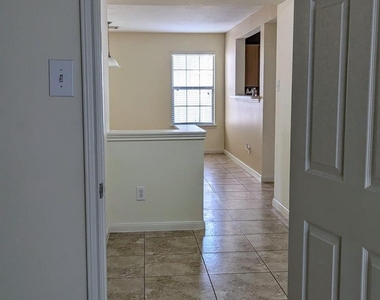 16310 Cole Bridge Lane - Photo Thumbnail 2