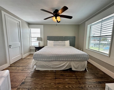 4003 Panola Drive - Photo Thumbnail 3