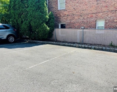 124 Union - Photo Thumbnail 10