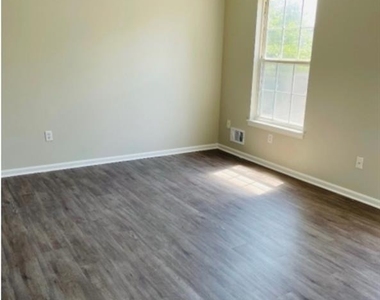 124 Union - Photo Thumbnail 5