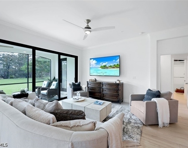 16348 Viansa Way - Photo Thumbnail 3
