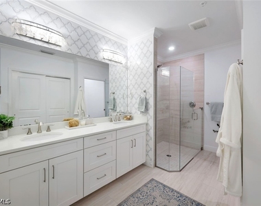 16348 Viansa Way - Photo Thumbnail 13