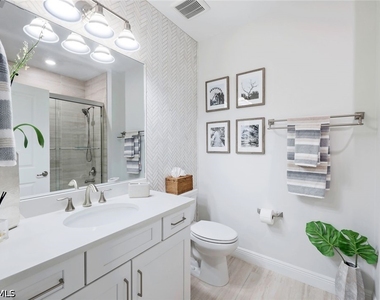16348 Viansa Way - Photo Thumbnail 15