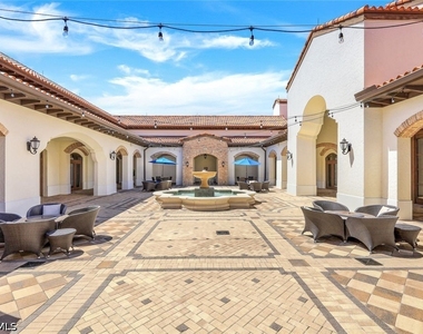 16348 Viansa Way - Photo Thumbnail 28
