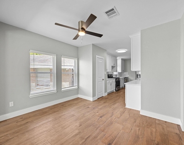 3916 Kennon Street - Photo Thumbnail 6