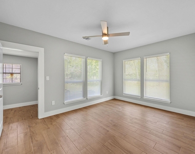 3916 Kennon Street - Photo Thumbnail 10