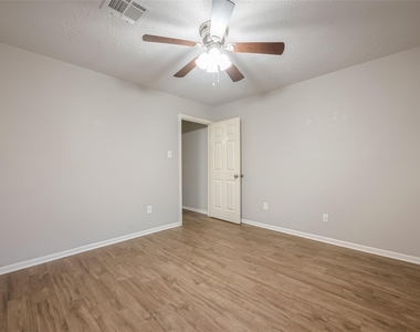 1406 Pinecroft Drive - Photo Thumbnail 27
