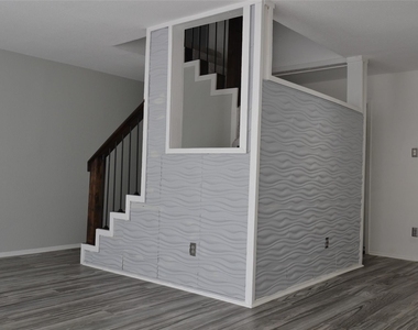 2325 Briarwest Boulevard - Photo Thumbnail 20