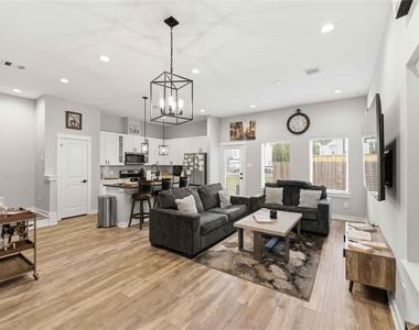 417 Stonework Landing Lane - Photo Thumbnail 3