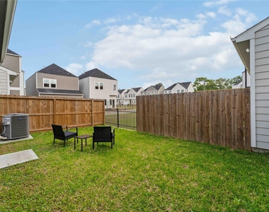 417 Stonework Landing Lane - Photo Thumbnail 19