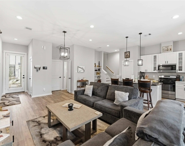 417 Stonework Landing Lane - Photo Thumbnail 2