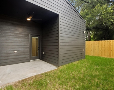 944 Lucky Street - Photo Thumbnail 25