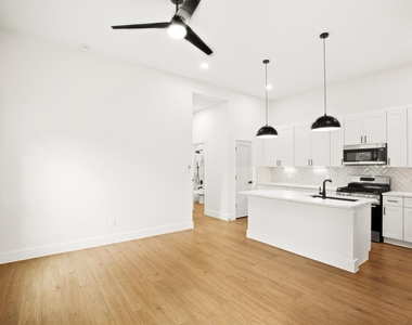 944 Lucky Street - Photo Thumbnail 6