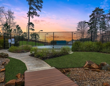 6015 Diamond Leaf Court - Photo Thumbnail 23
