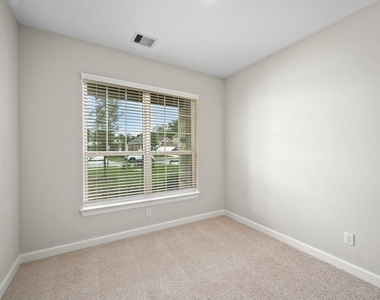 6015 Diamond Leaf Court - Photo Thumbnail 16