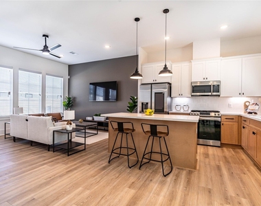 5714 Barbara Rose Lane - Photo Thumbnail 21