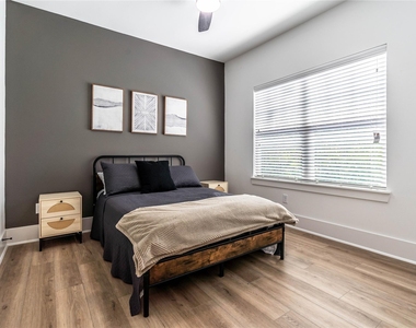 5714 Barbara Rose Lane - Photo Thumbnail 47