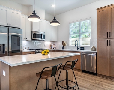 5714 Barbara Rose Lane - Photo Thumbnail 20