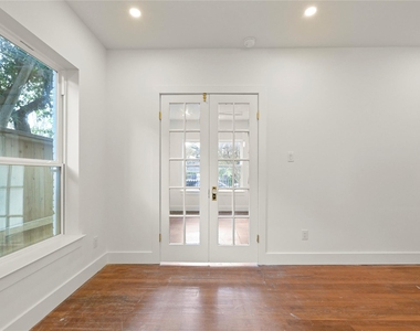 808 Sul Ross Street - Photo Thumbnail 6