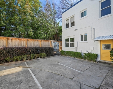 808 Sul Ross Street - Photo Thumbnail 11