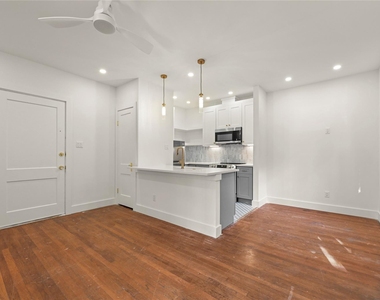 808 Sul Ross Street - Photo Thumbnail 4