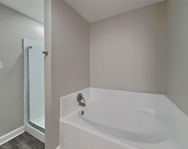 16802 Accolade Way - Photo Thumbnail 9