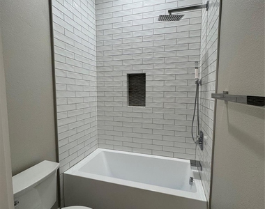 4921 Pederson Street - Photo Thumbnail 12