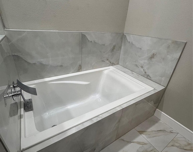 4921 Pederson Street - Photo Thumbnail 19