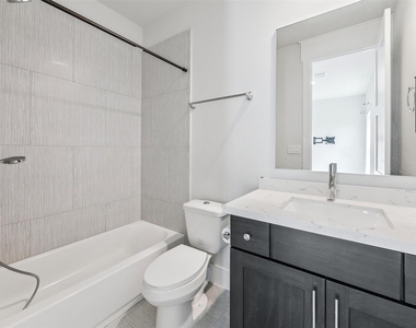 9803 Blissful Prairie Lane - Photo Thumbnail 20