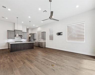 9803 Blissful Prairie Lane - Photo Thumbnail 4