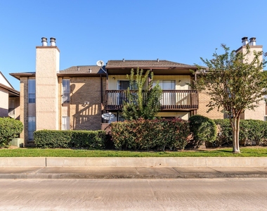 1500 Bay Area Boulevard - Photo Thumbnail 18