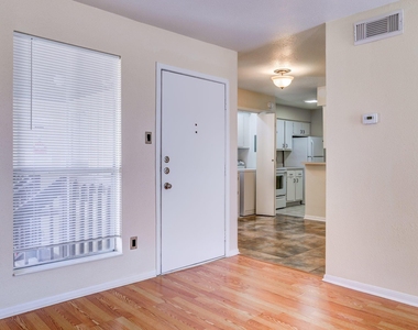 1500 Bay Area Boulevard - Photo Thumbnail 3
