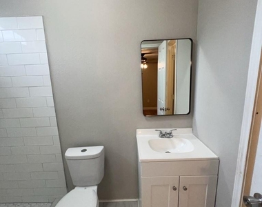 7424 Rusk Street - Photo Thumbnail 11