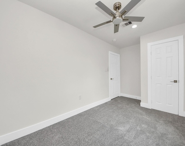 1102 Gazin Street - Photo Thumbnail 16