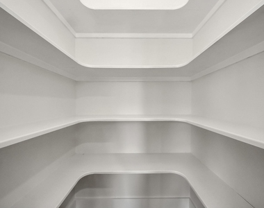 1102 Gazin Street - Photo Thumbnail 9