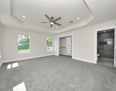 1102 Gazin Street - Photo Thumbnail 18