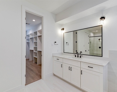 1817 Prospect Street - Photo Thumbnail 23