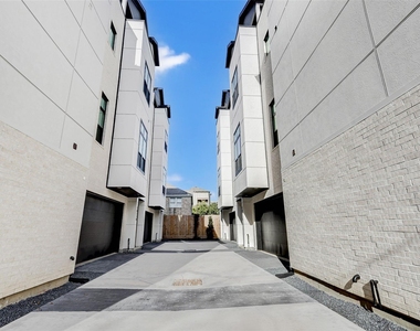 1817 Prospect Street - Photo Thumbnail 1