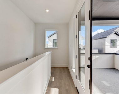 1817 Prospect Street - Photo Thumbnail 24