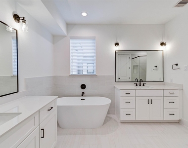 1817 Prospect Street - Photo Thumbnail 22