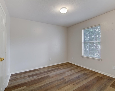 13983 Maximos Drive - Photo Thumbnail 24