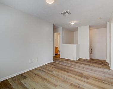 13983 Maximos Drive - Photo Thumbnail 14
