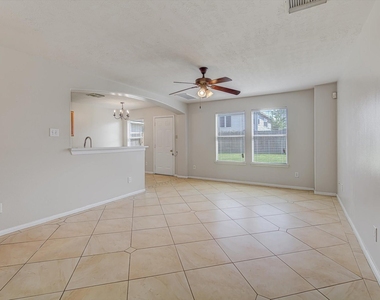 13983 Maximos Drive - Photo Thumbnail 3