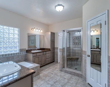 14310 Fair Knoll Way - Photo Thumbnail 8