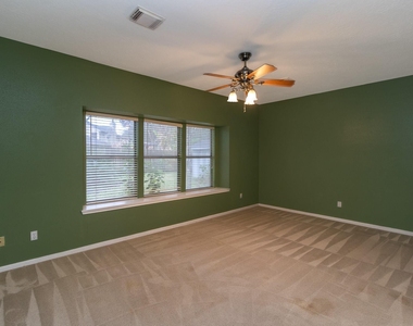 14310 Fair Knoll Way - Photo Thumbnail 6