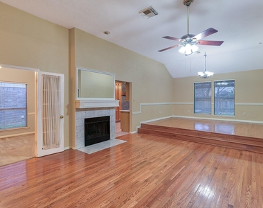 14310 Fair Knoll Way - Photo Thumbnail 3