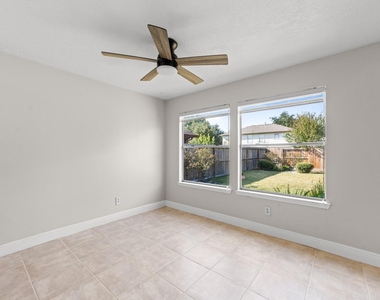 20322 Sabal Palms Drive - Photo Thumbnail 10