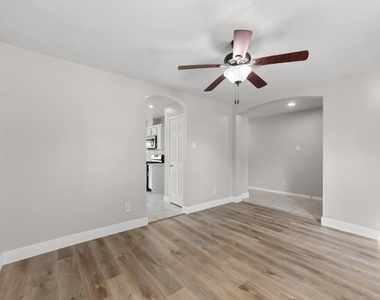 20322 Sabal Palms Drive - Photo Thumbnail 12