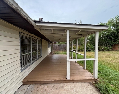 13015 Birch Grove Drive - Photo Thumbnail 8