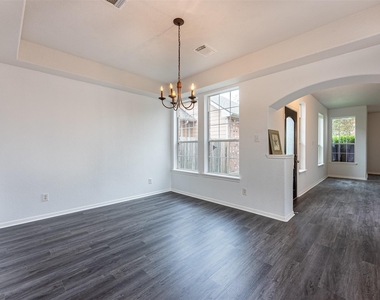 21706 Spring Vine Ln - Photo Thumbnail 10